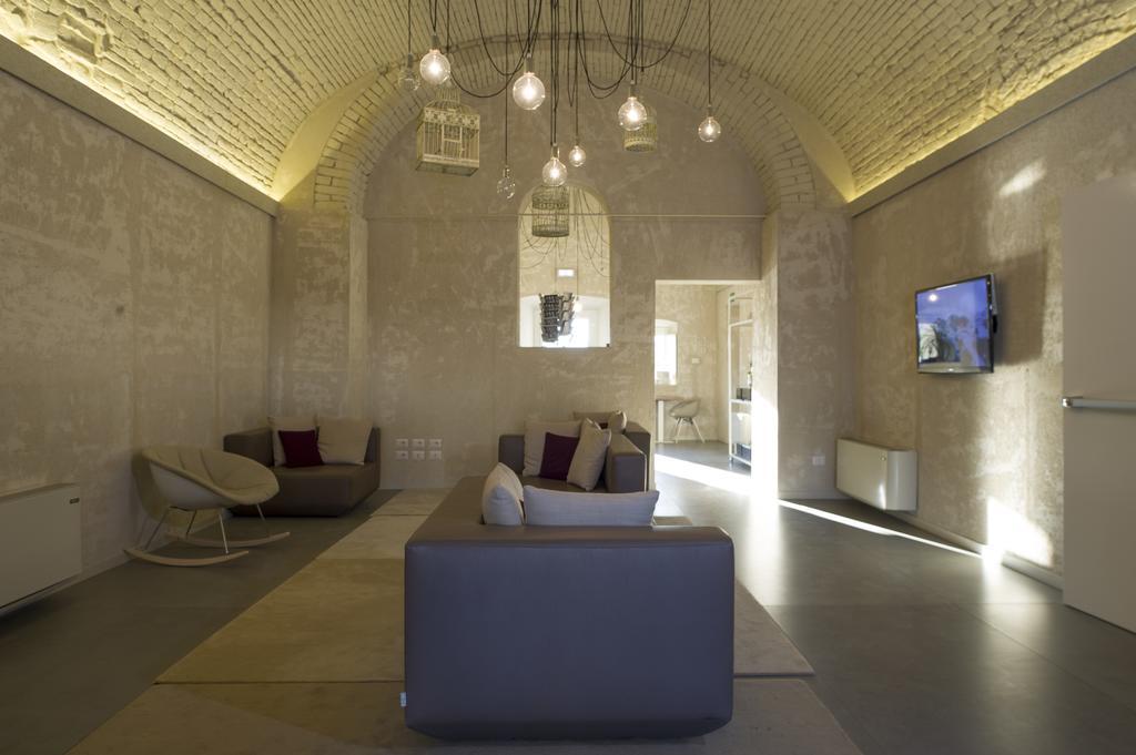 Hotel & Resort Le Colombare Foligno Exterior photo