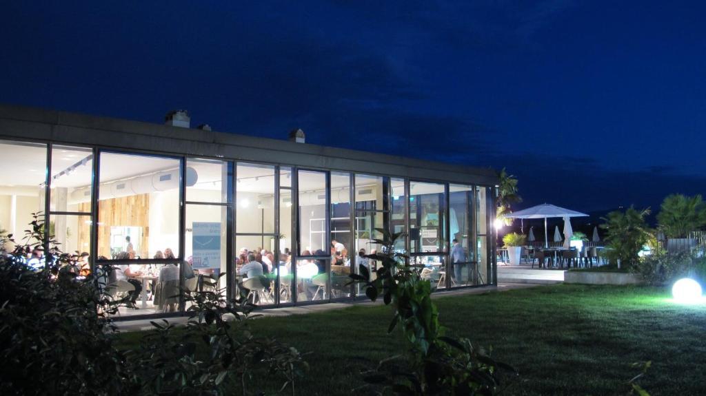 Hotel & Resort Le Colombare Foligno Exterior photo